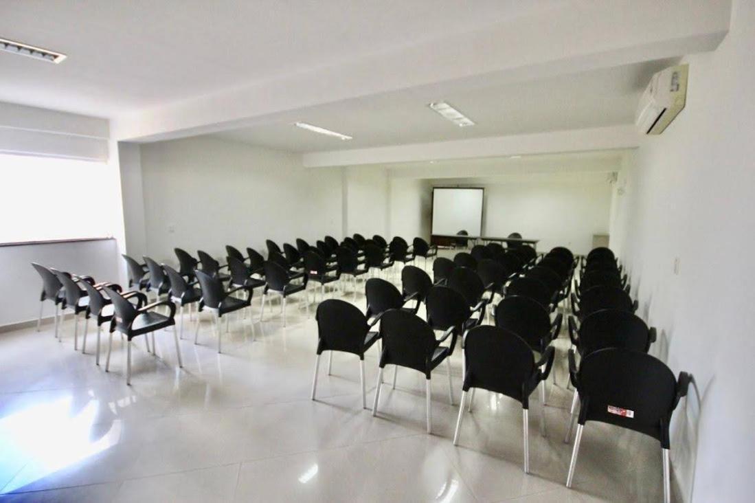 Hotel Skalla - Melhor Custo Beneficio Teixeira de Freitas Eksteriør billede